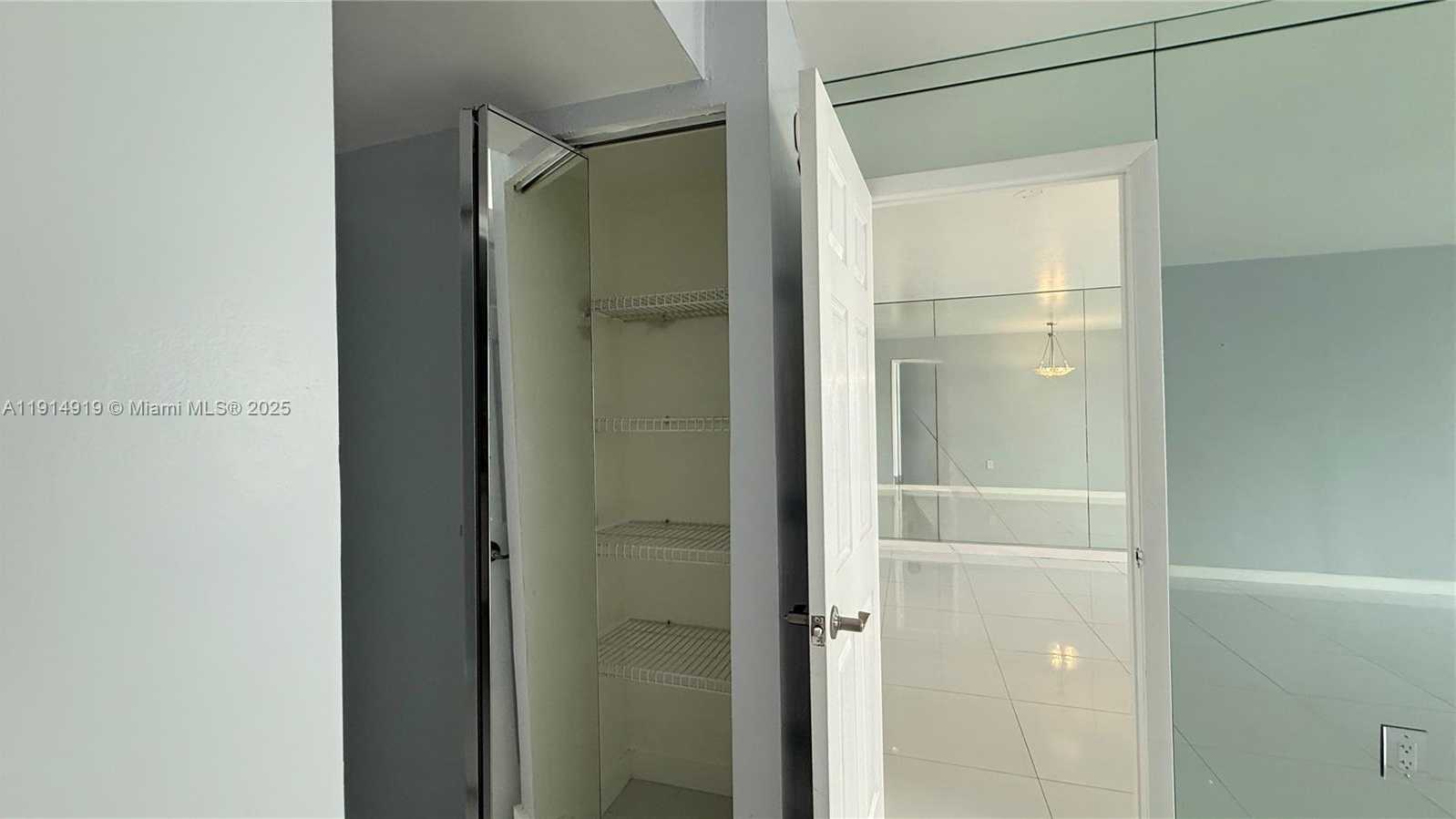 Small Image of 555 NORTH EAST 15TH ST #31D, Miami Number 19