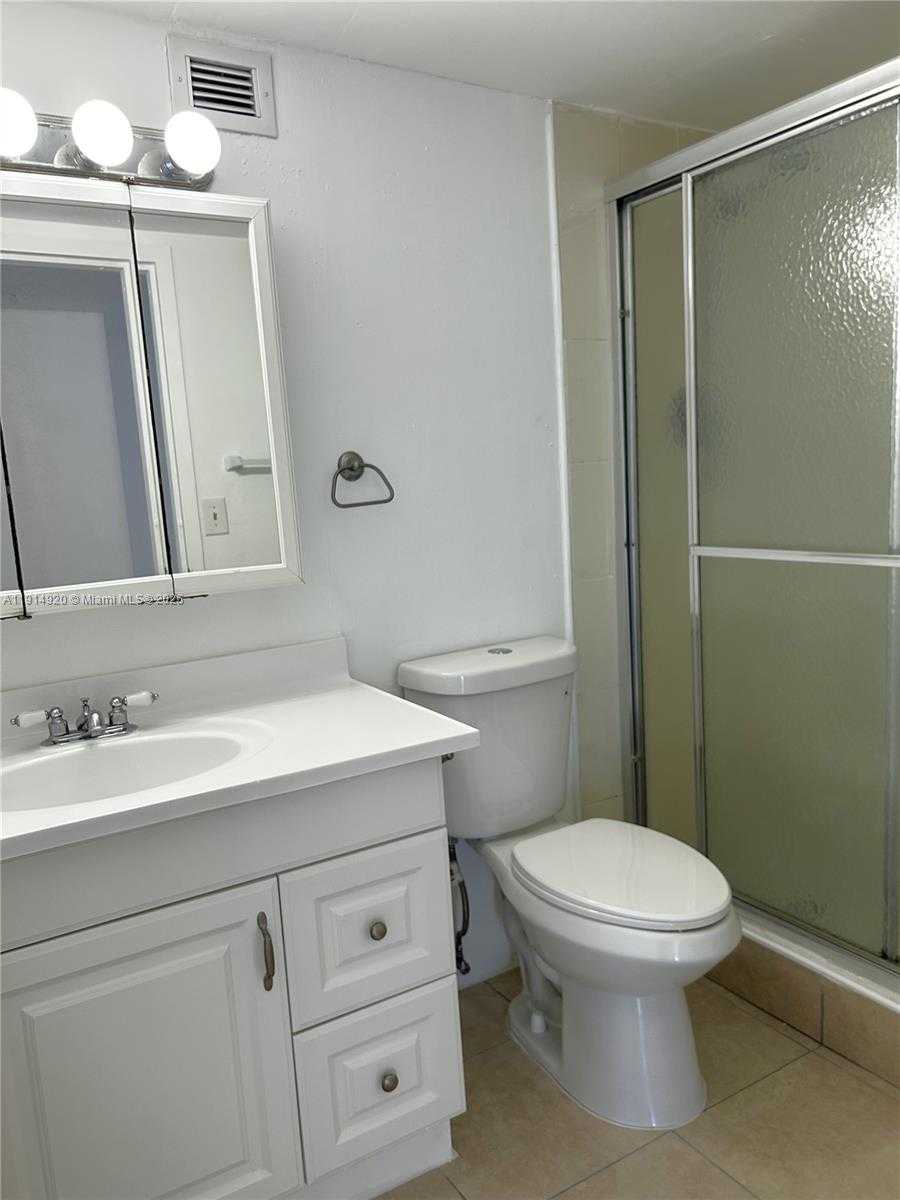 Small Image of 16919 NORTH BAY RD #511, Sunny Isles Beach Number 17