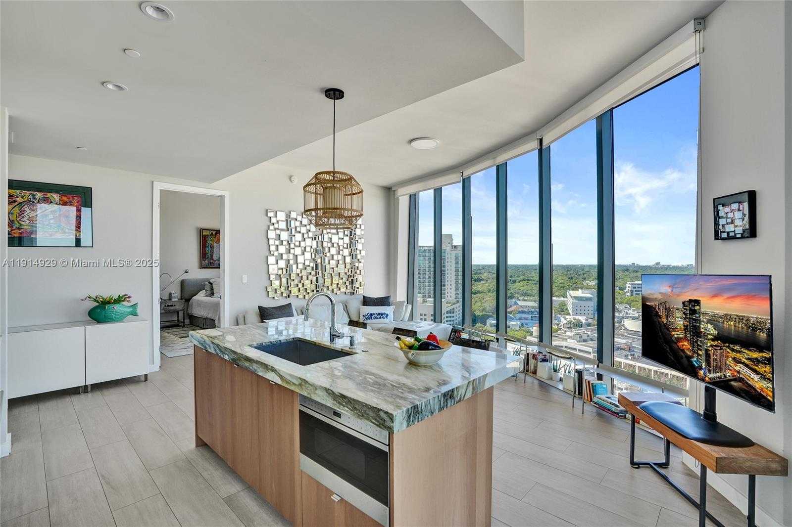 Small Image of 2831 SOUTH BAYSHORE DR #1808, Miami Number 5