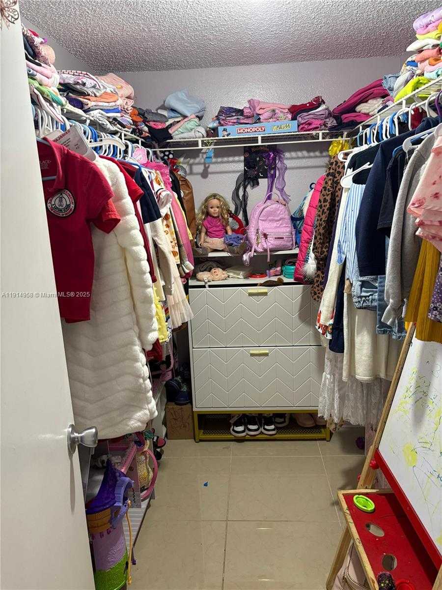 Small Image of 15661 SOUTH WEST 104TH TER #3210, Miami Number 11