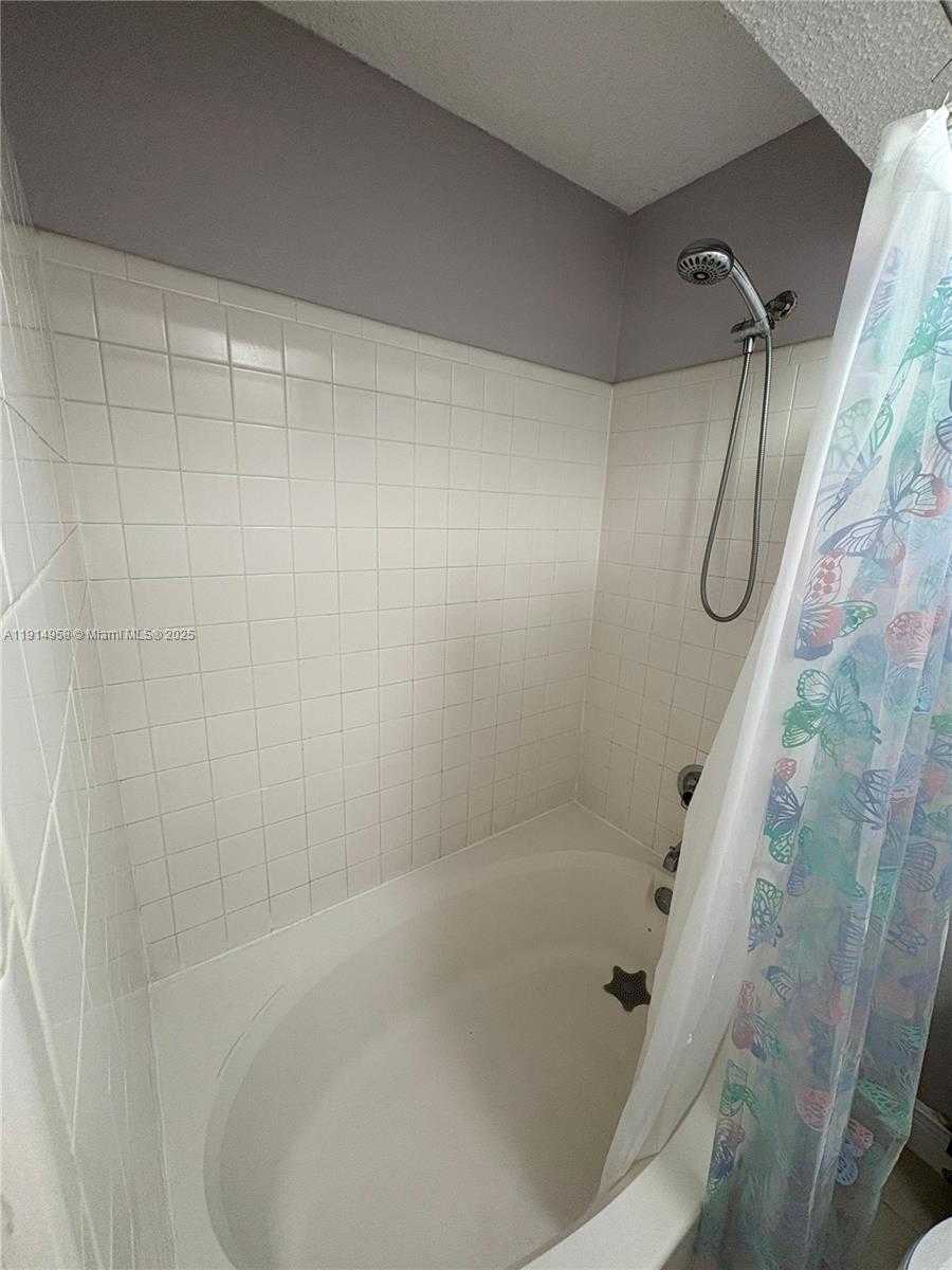 Small Image of 15661 SOUTH WEST 104TH TER #3210, Miami Number 13