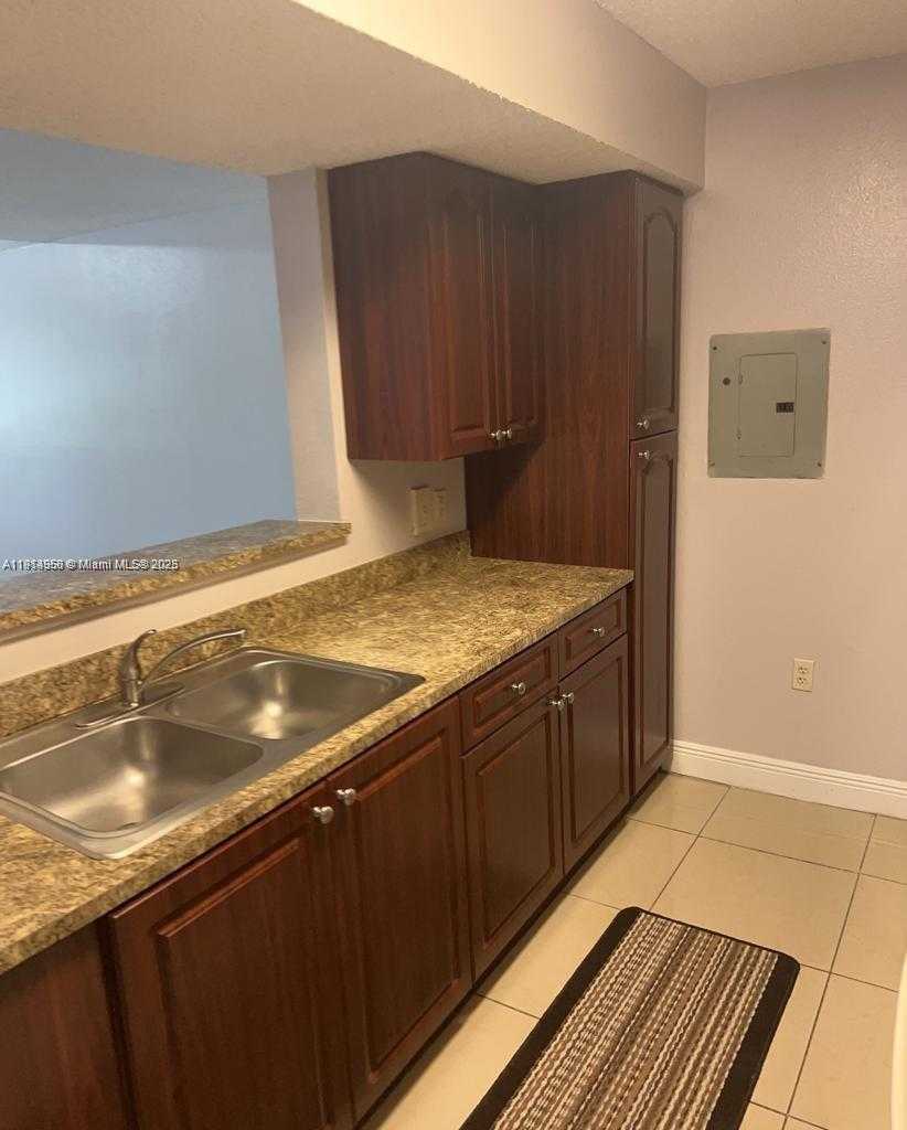 Small Image of 15661 SOUTH WEST 104TH TER #3210, Miami Number 8