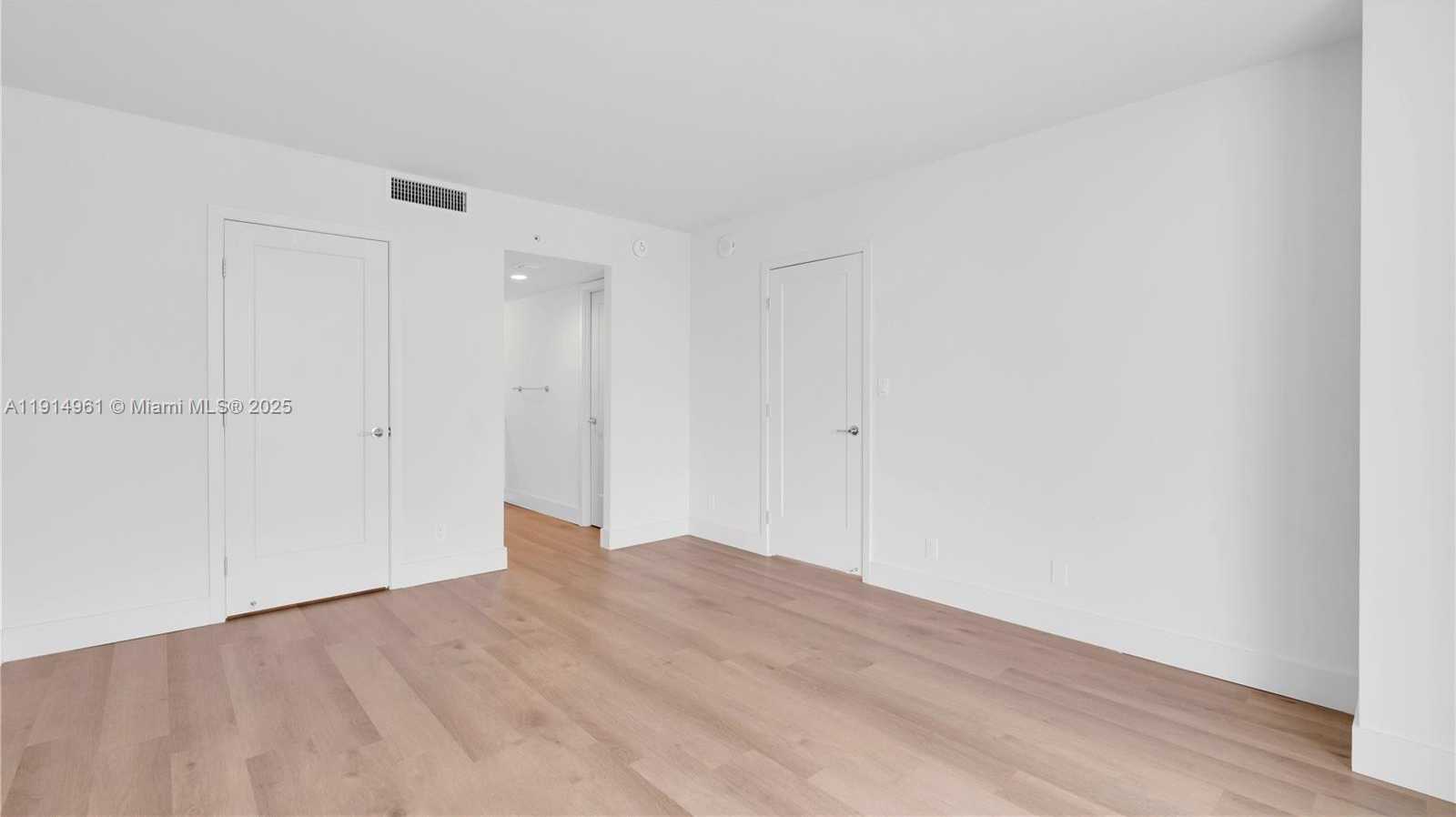 Small Image of 555 NORTH EAST 34TH ST #2310, Miami Number 20