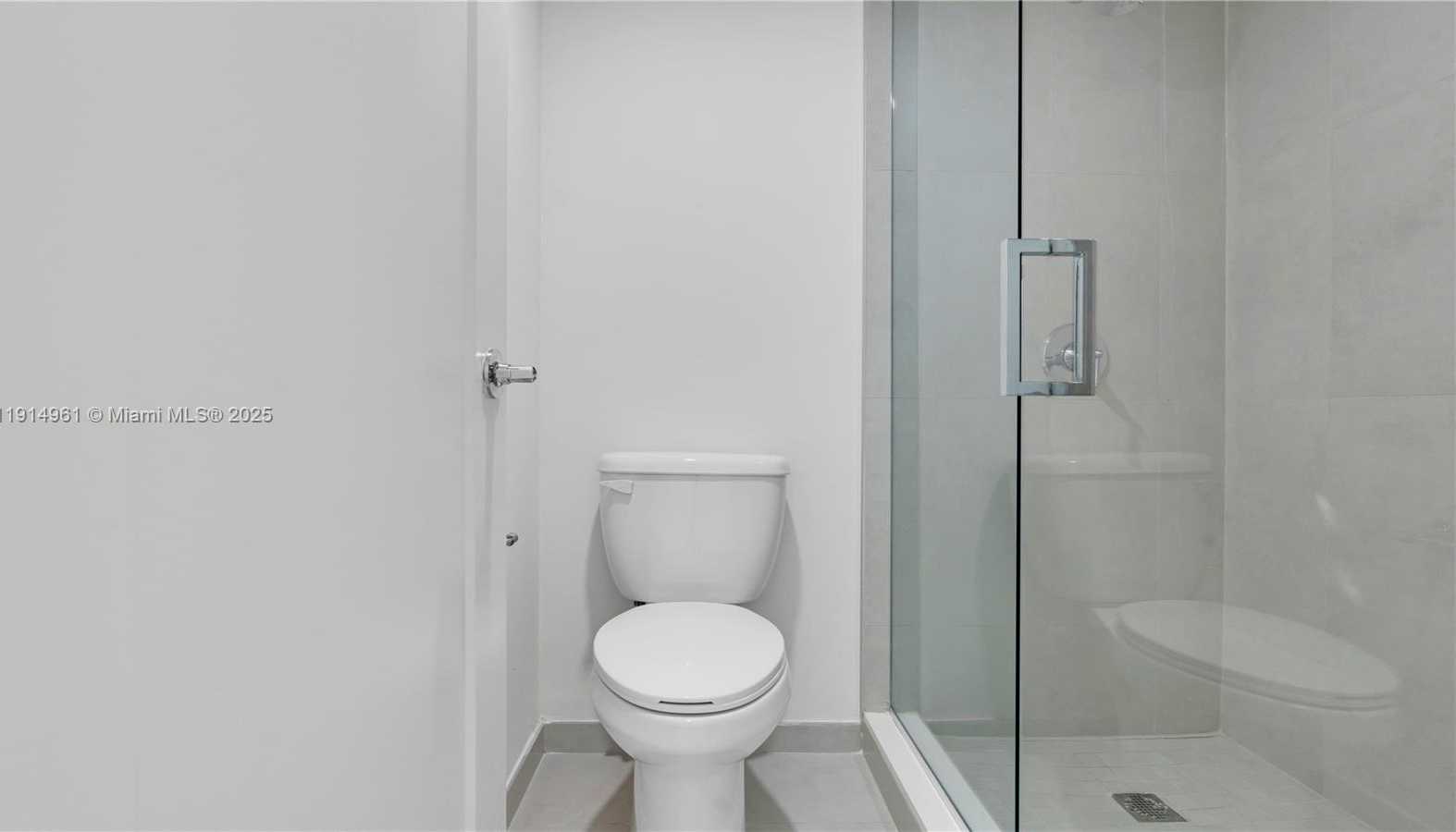 Small Image of 555 NORTH EAST 34TH ST #2310, Miami Number 25