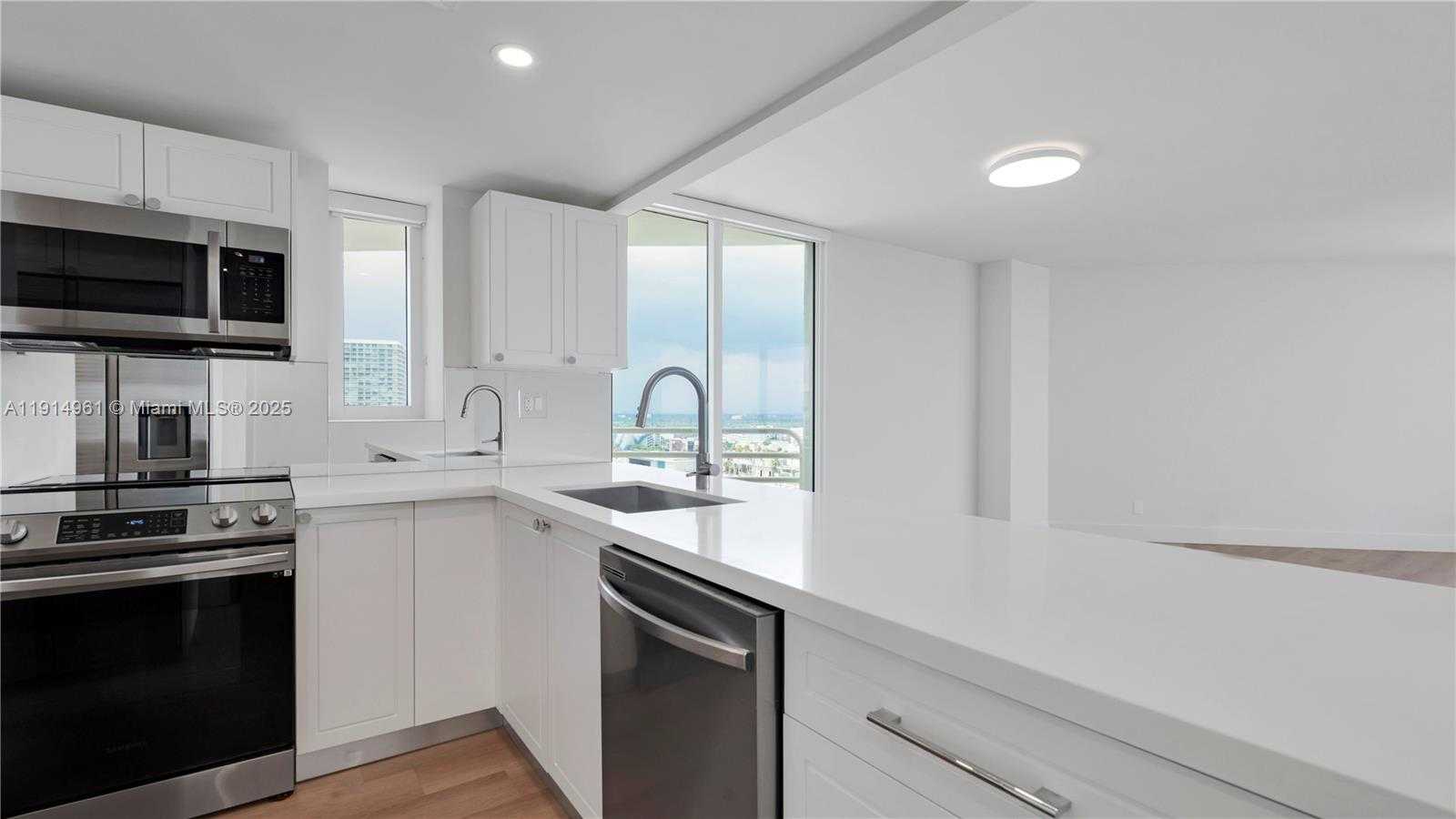 Small Image of 555 NORTH EAST 34TH ST #2310, Miami Number 8