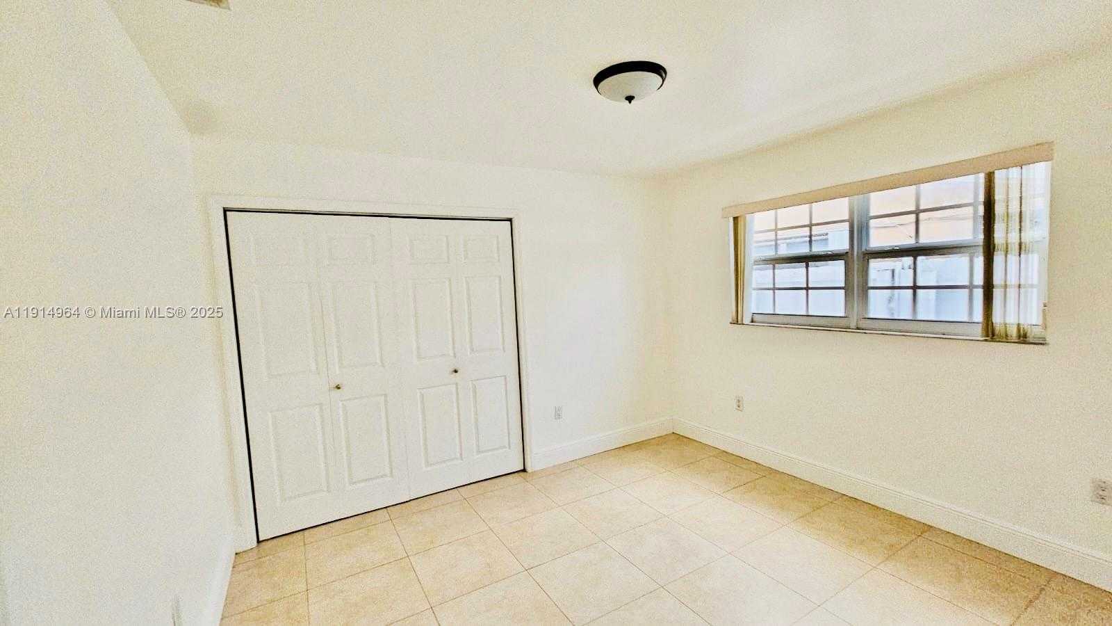 Small Image of 3182 SOUTH WEST 25TH TER #1, Miami Number 16