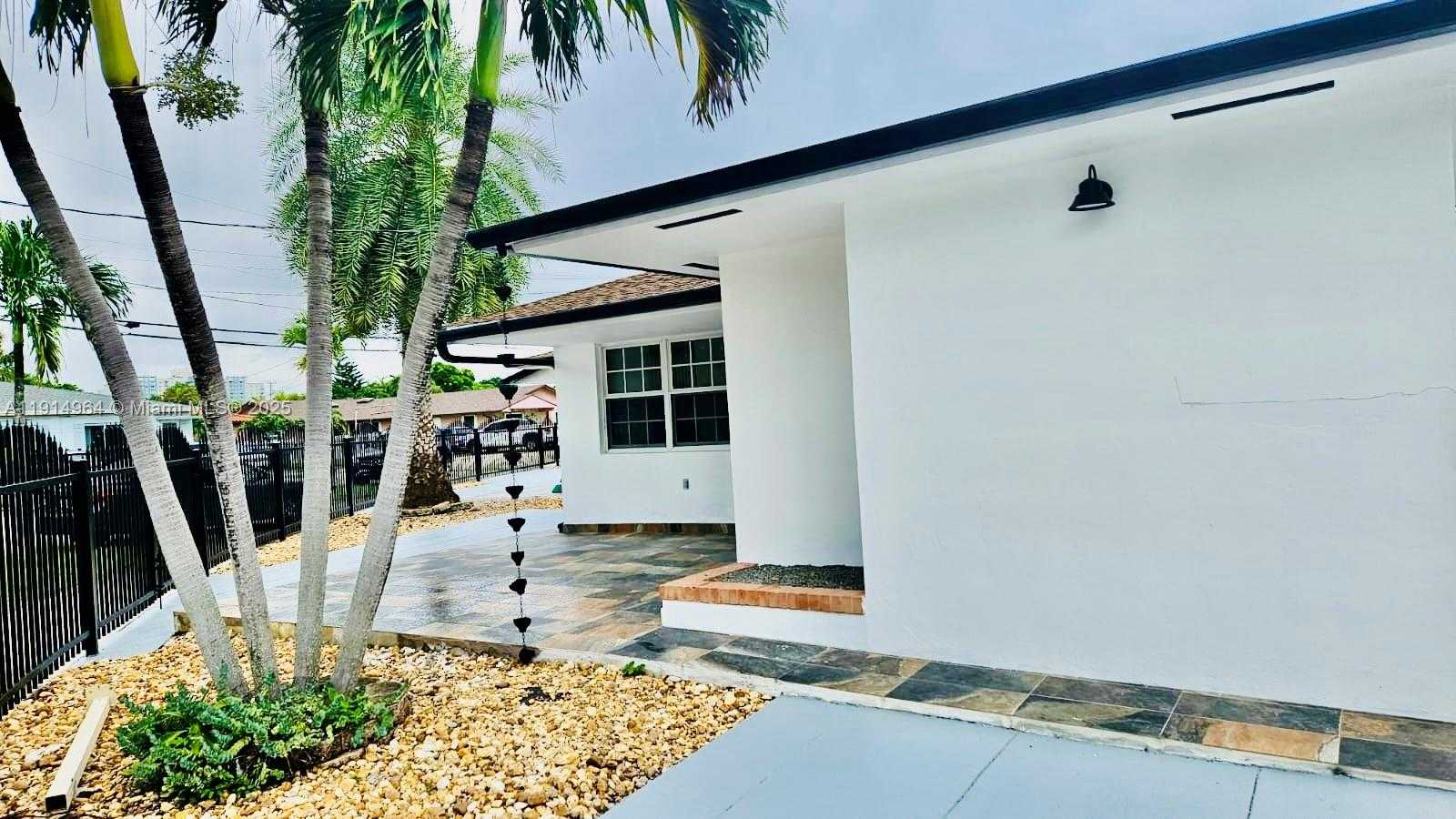 Small Image of 3182 SOUTH WEST 25TH TER #1, Miami Number 2