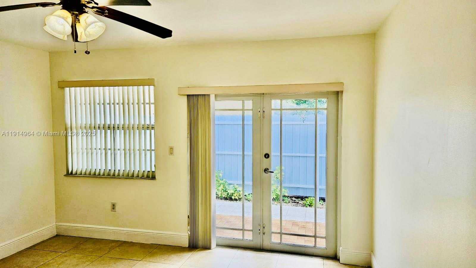 Small Image of 3182 SOUTH WEST 25TH TER #1, Miami Number 27