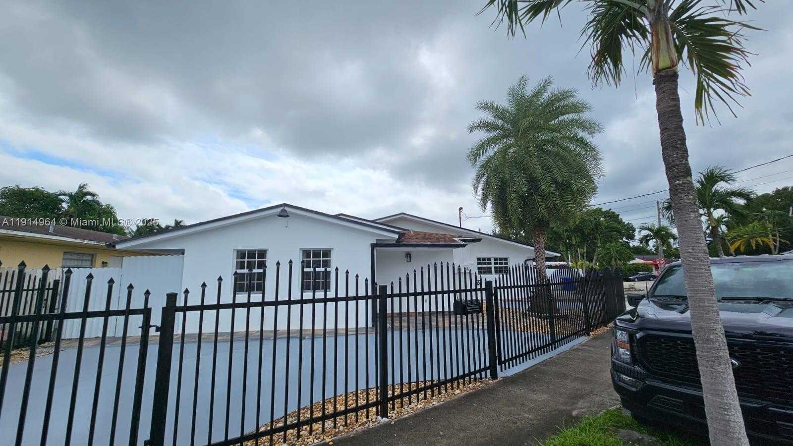 Small Image of 3182 SOUTH WEST 25TH TER #1, Miami Number 29