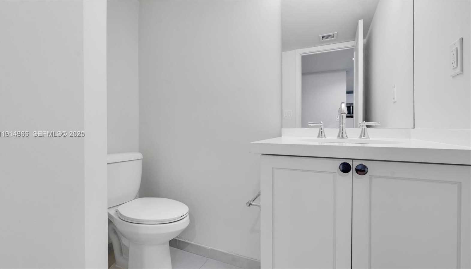 Small Image of 555 NORTH EAST 34TH ST #1009, Miami Number 20