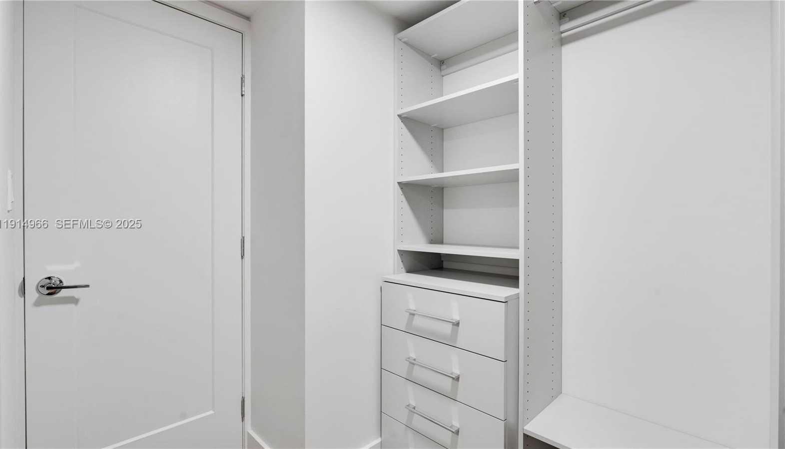 Small Image of 555 NORTH EAST 34TH ST #1009, Miami Number 31