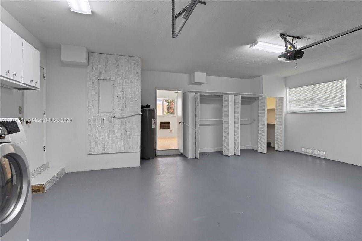 Small Image of 1961 NORTH EAST 188TH ST #N/A, Miami Number 39