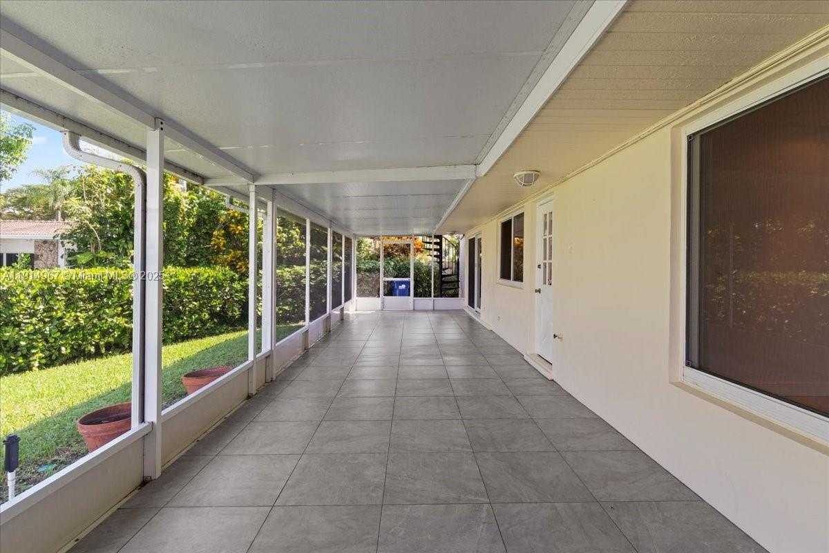 Small Image of 1961 NORTH EAST 188TH ST #N/A, Miami Number 46