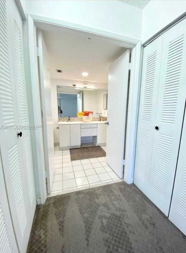Small Image of 3300 NORTH EAST 191ST ST #911, Aventura Number 27