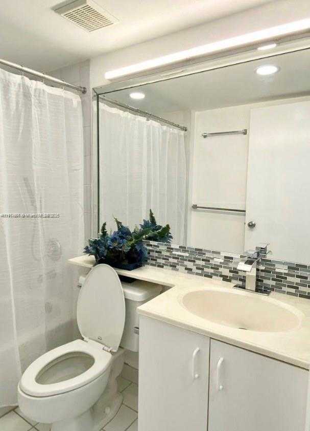 Small Image of 3300 NORTH EAST 191ST ST #911, Aventura Number 30