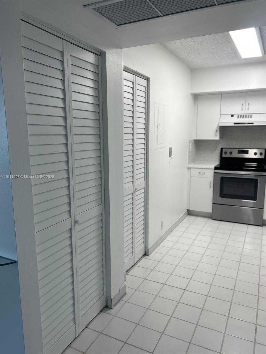 Small Image of 3300 NORTH EAST 191ST ST #911, Aventura Number 8