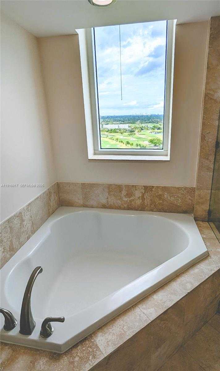 Small Image of 1745 EAST HALLANDALE BEACH BLVD #1903W, Hallandale Beach Number 23