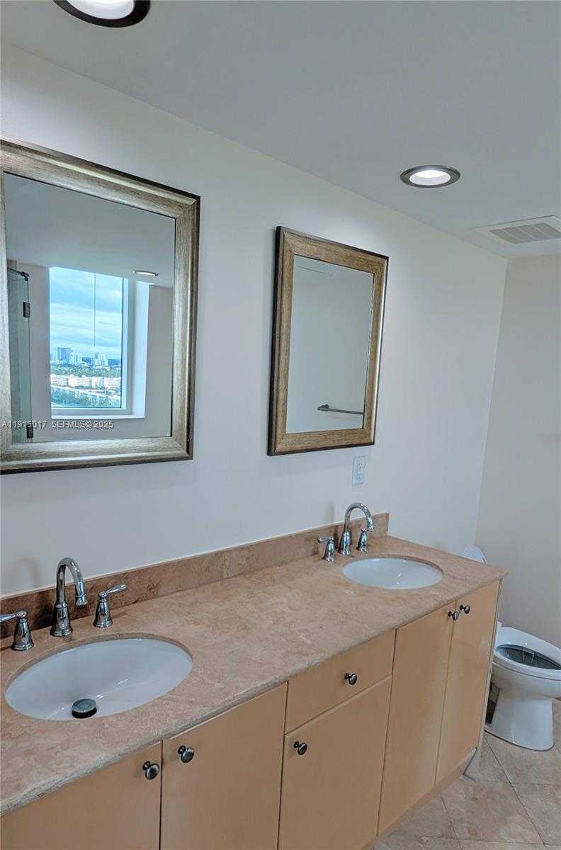 Small Image of 1745 EAST HALLANDALE BEACH BLVD #1903W, Hallandale Beach Number 25
