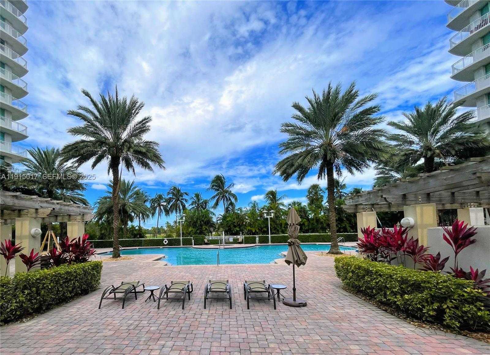 Small Image of 1745 EAST HALLANDALE BEACH BLVD #1903W, Hallandale Beach Number 33