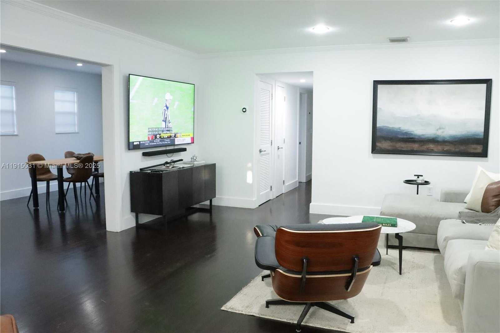 Small Image of 1541 GARCIA AVE, Coral Gables Number 6