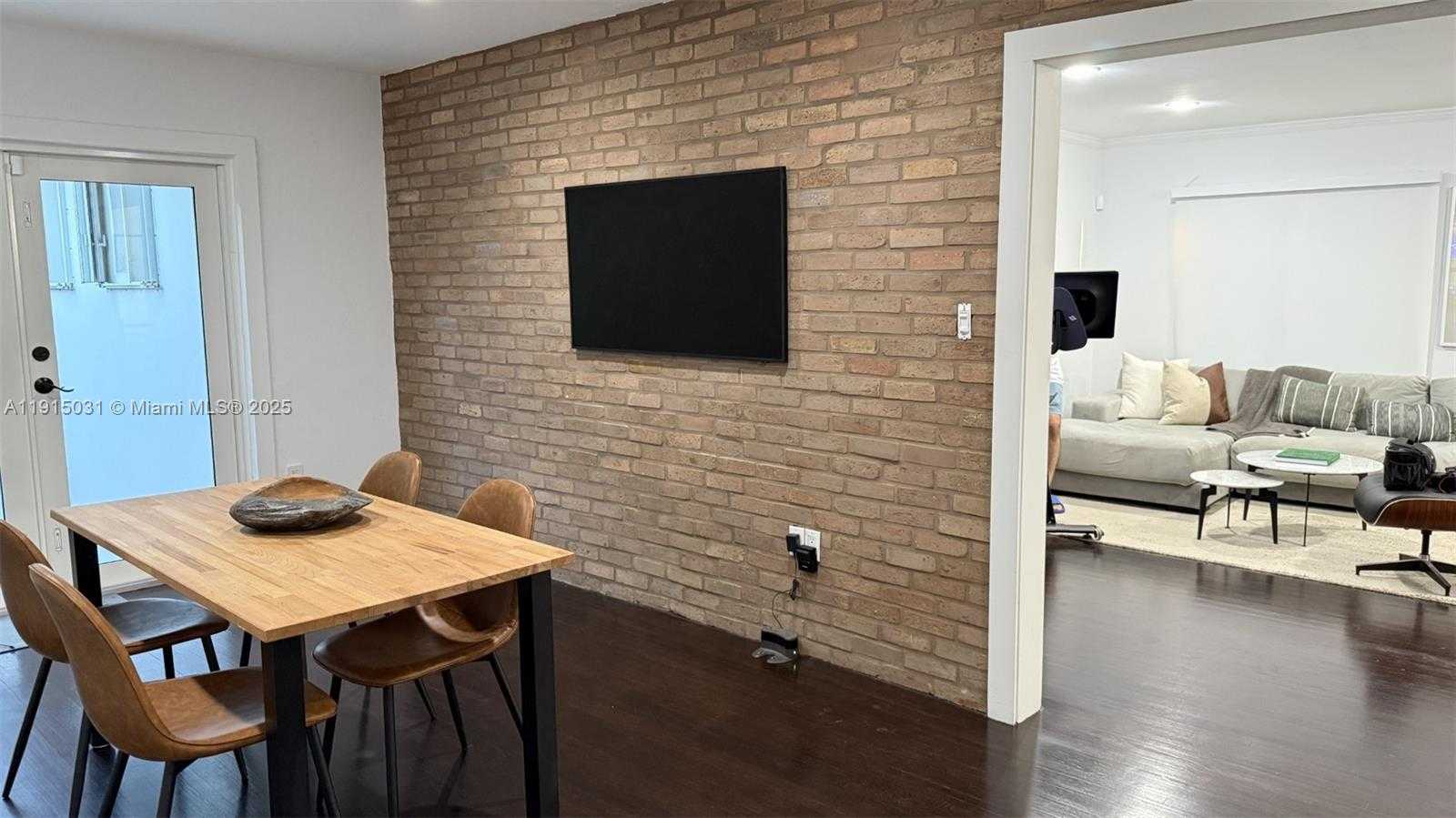 Small Image of 1541 GARCIA AVE, Coral Gables Number 8