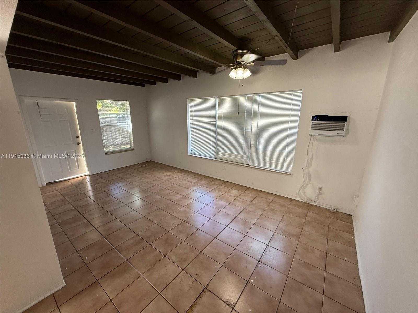 Small Image of 5820 ARTHUR ST #back, Hollywood Number 12