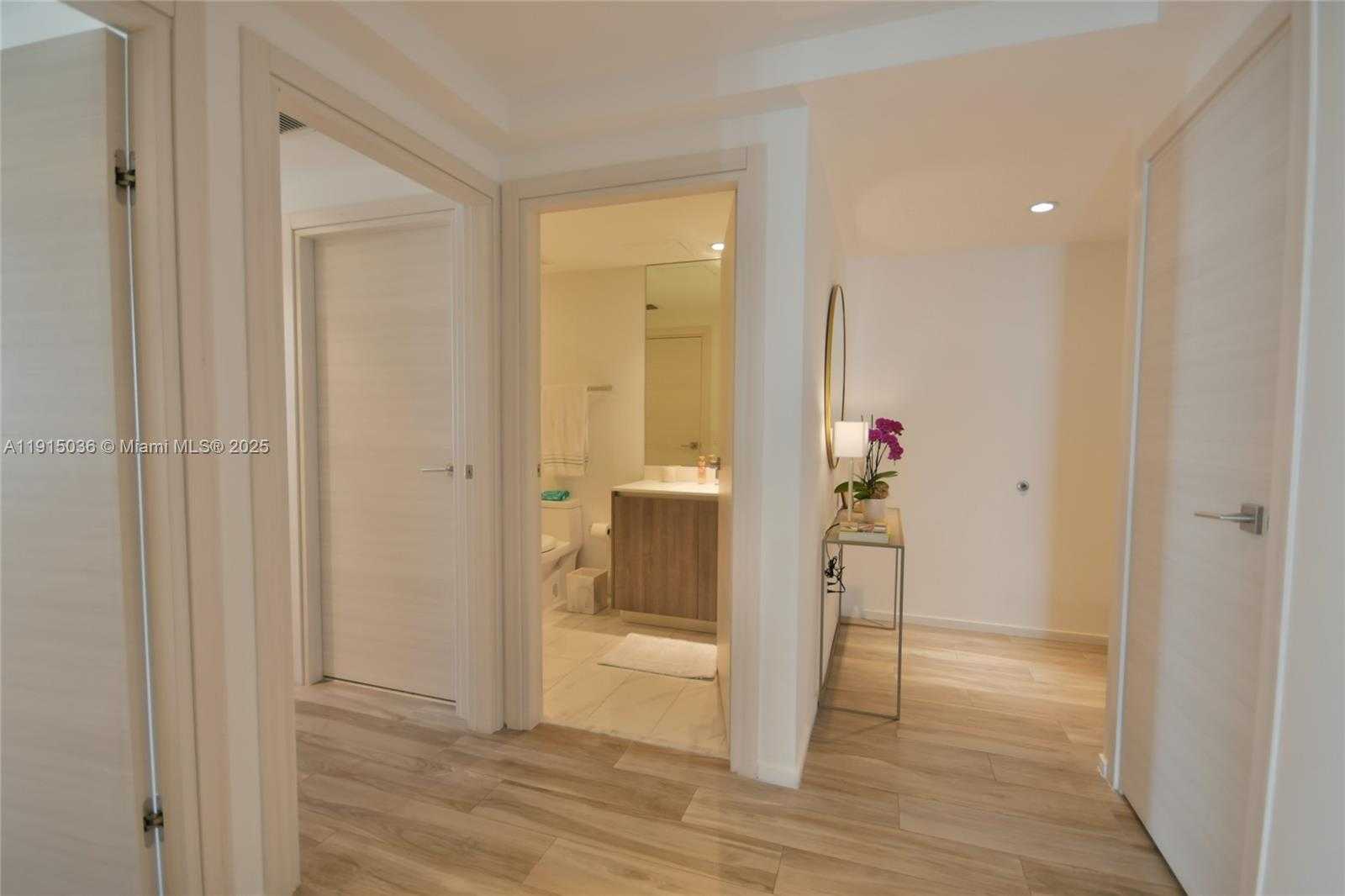 Small Image of 801 SOUTH MIAMI AVE #3109, Miami Number 12