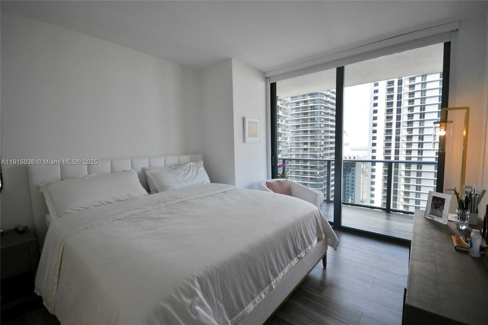 Small Image of 801 SOUTH MIAMI AVE #3109, Miami Number 27