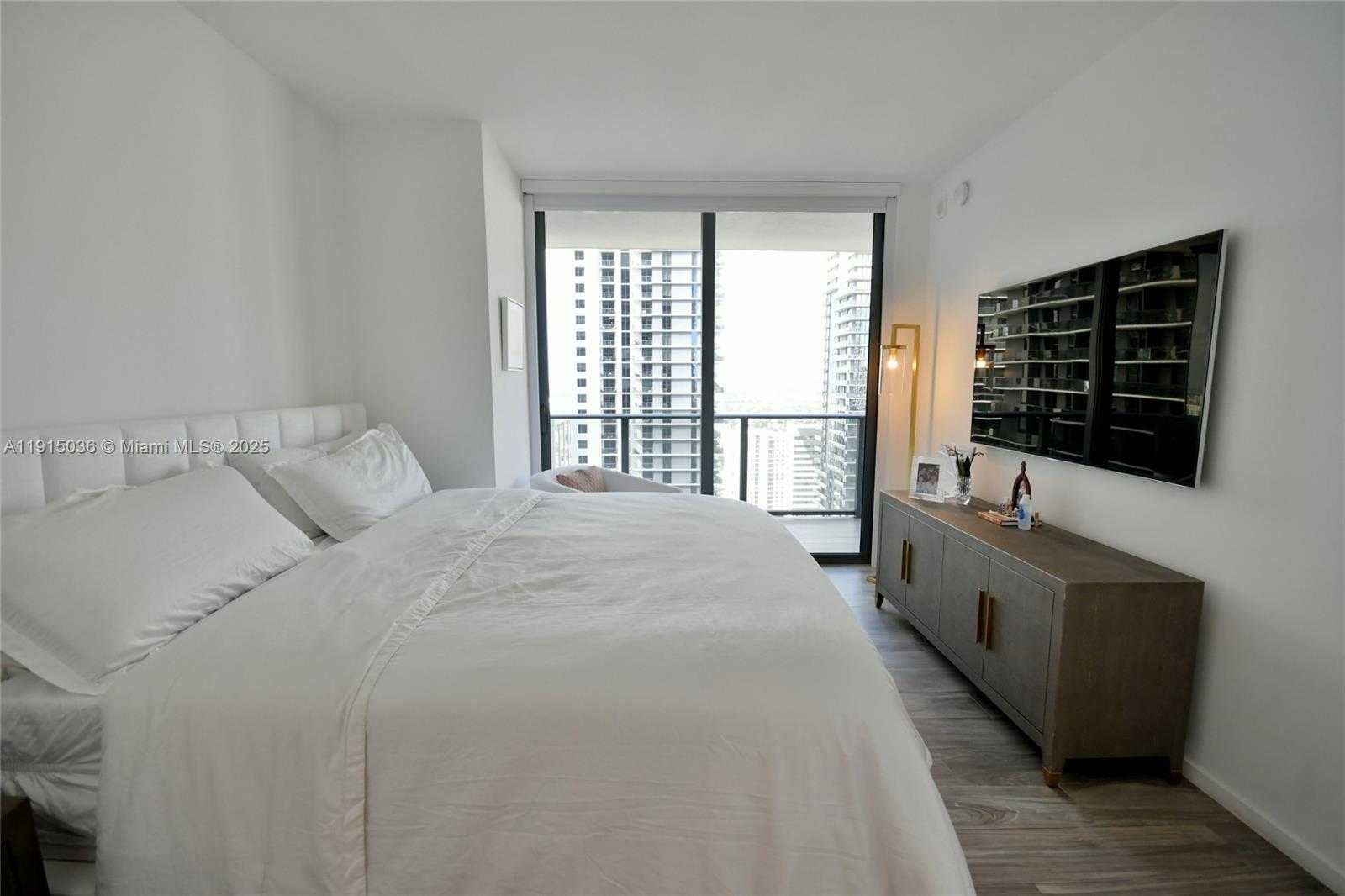 Small Image of 801 SOUTH MIAMI AVE #3109, Miami Number 29