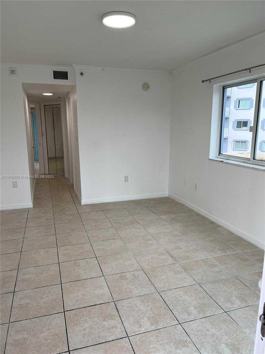 Small Image of 2415 NORTH WEST 16TH ST RD #316, Miami Number 17