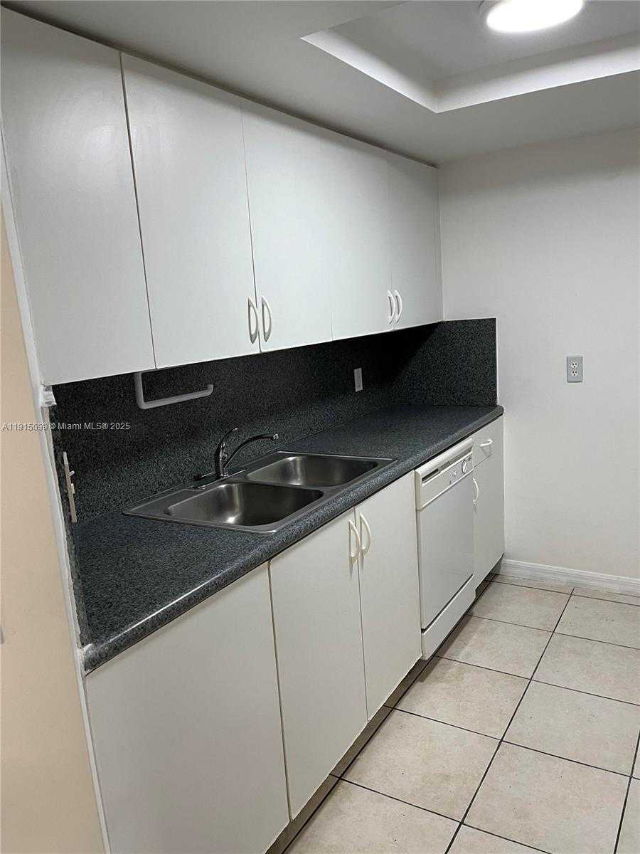 Small Image of 2415 NORTH WEST 16TH ST RD #316, Miami Number 22