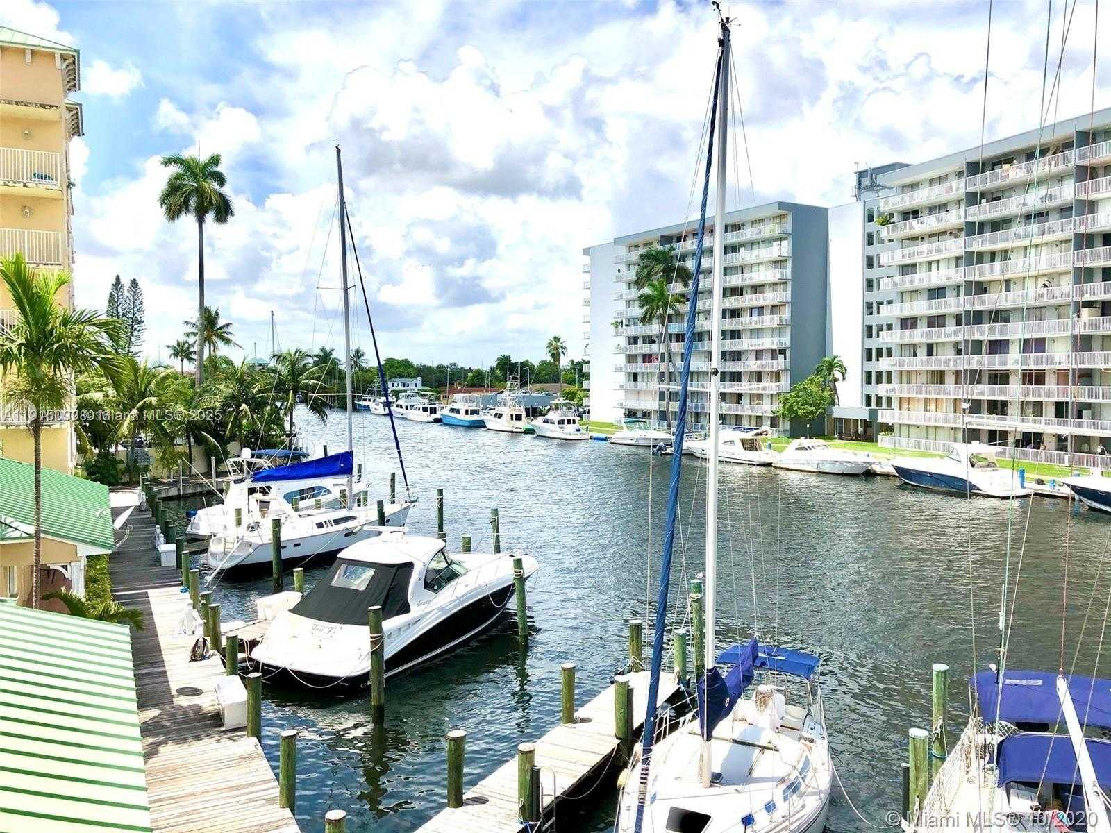 Small Image of 2415 NORTH WEST 16TH ST RD #316, Miami Number 4