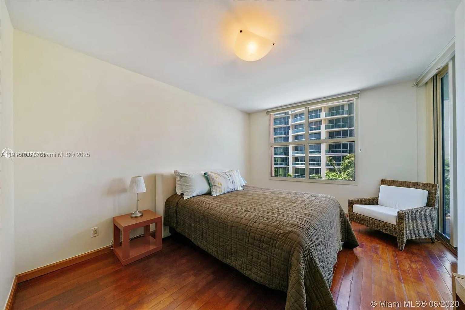 Small Image of 1500 OCEAN DR #504, Miami Beach Number 9