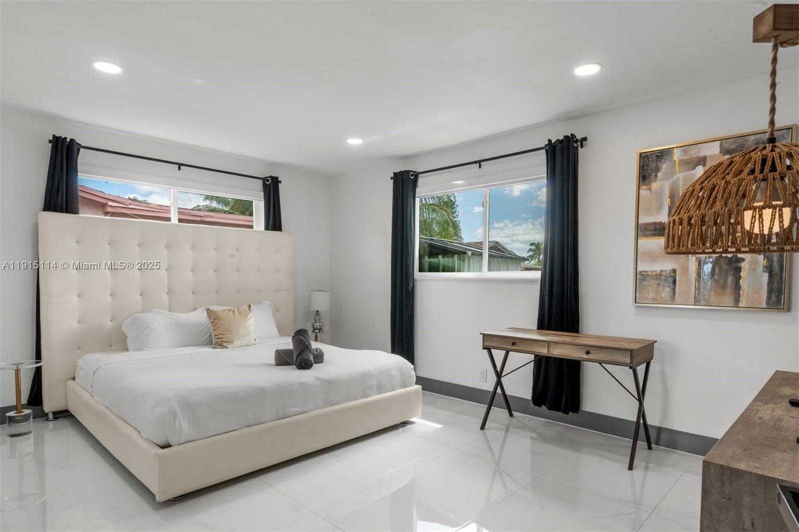 Small Image of 390 NORTH WEST 40TH ST, Deerfield Beach Number 9