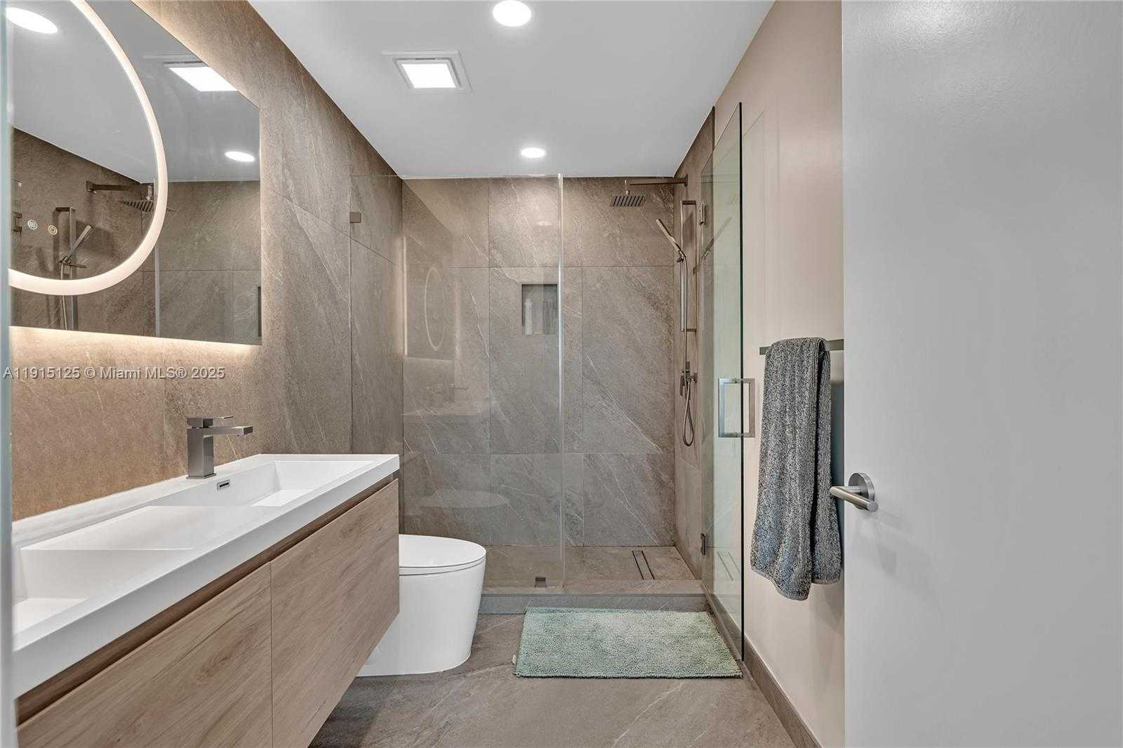 Small Image of 3029 NORTH EAST 188TH ST #503, Aventura Number 22