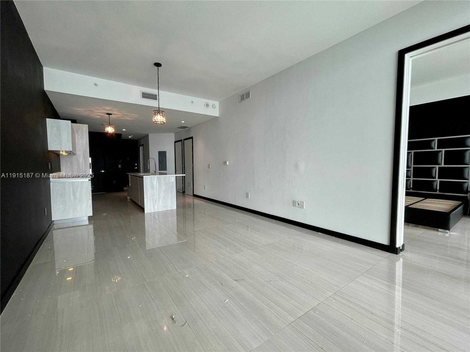 Small Image of 480 NORTH EAST 31 ST #2605, Miami Number 13