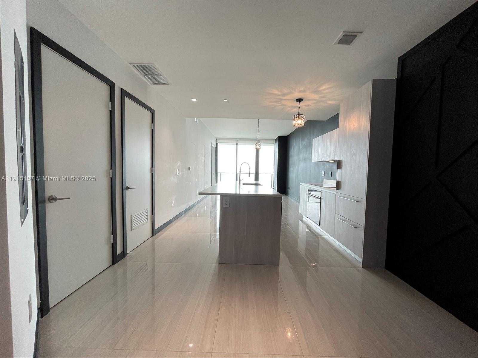 Small Image of 480 NORTH EAST 31 ST #2605, Miami Number 23