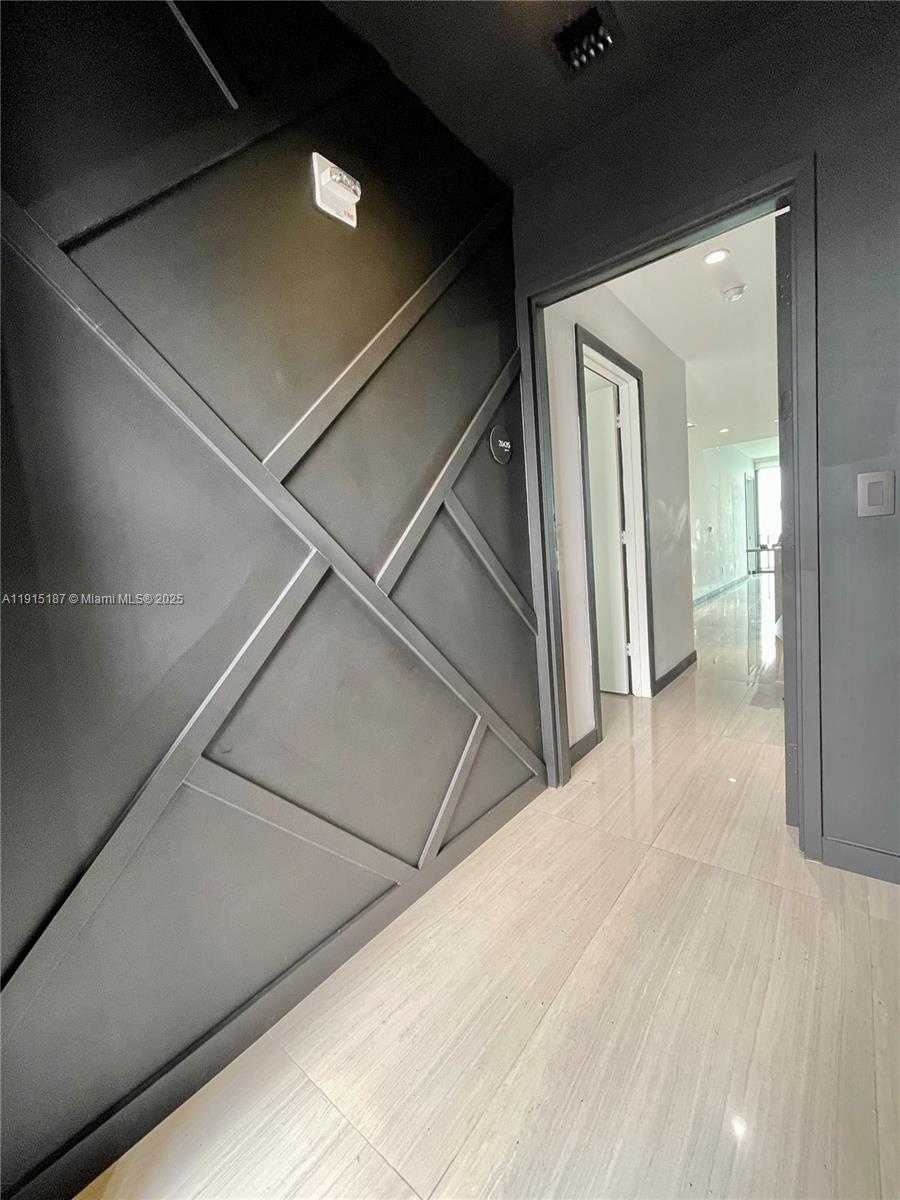 Small Image of 480 NORTH EAST 31 ST #2605, Miami Number 30