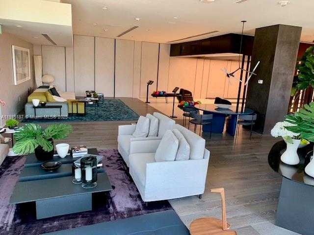 Small Image of 480 NORTH EAST 31 ST #2605, Miami Number 34