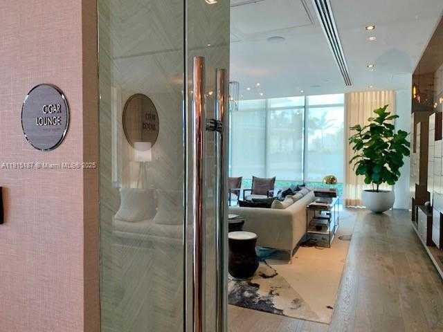 Small Image of 480 NORTH EAST 31 ST #2605, Miami Number 44