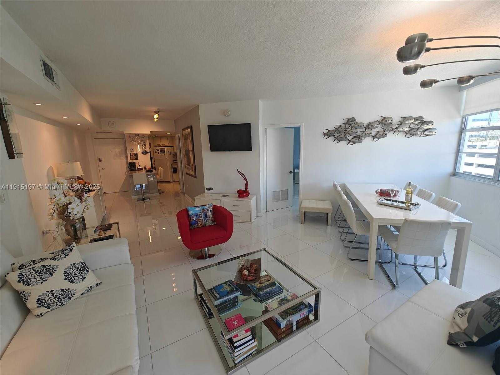 Small Image of 801 BRICKELL BAY DR #671, Miami Number 17