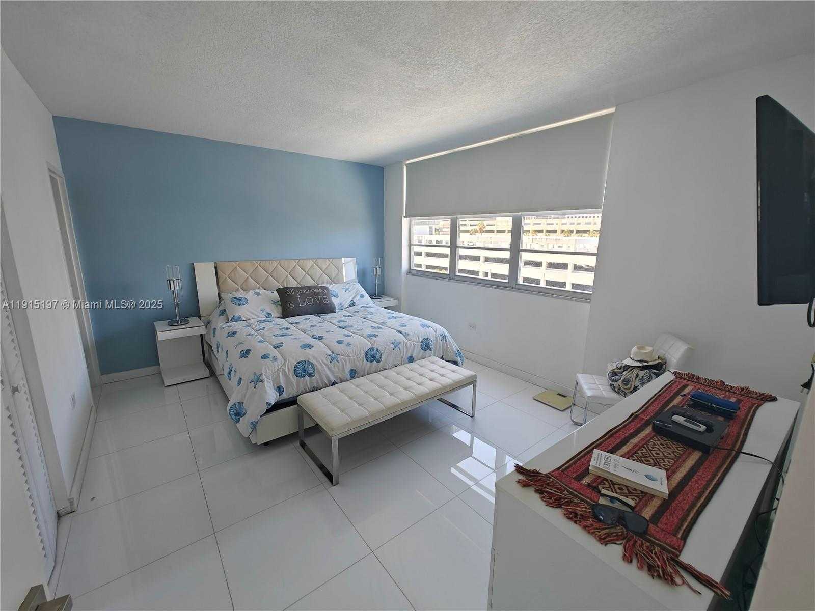 Small Image of 801 BRICKELL BAY DR #671, Miami Number 18