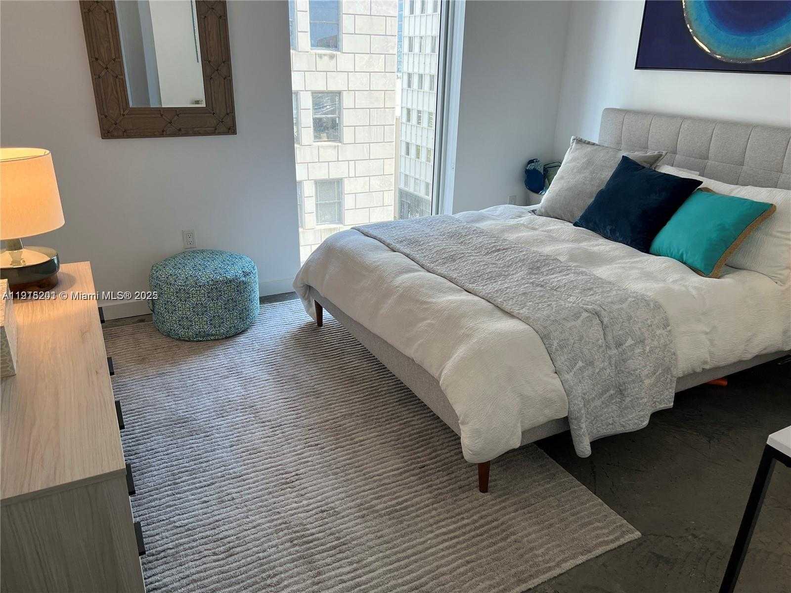 Small Image of 151 SOUTH EAST 1ST ST #702, Miami Number 4