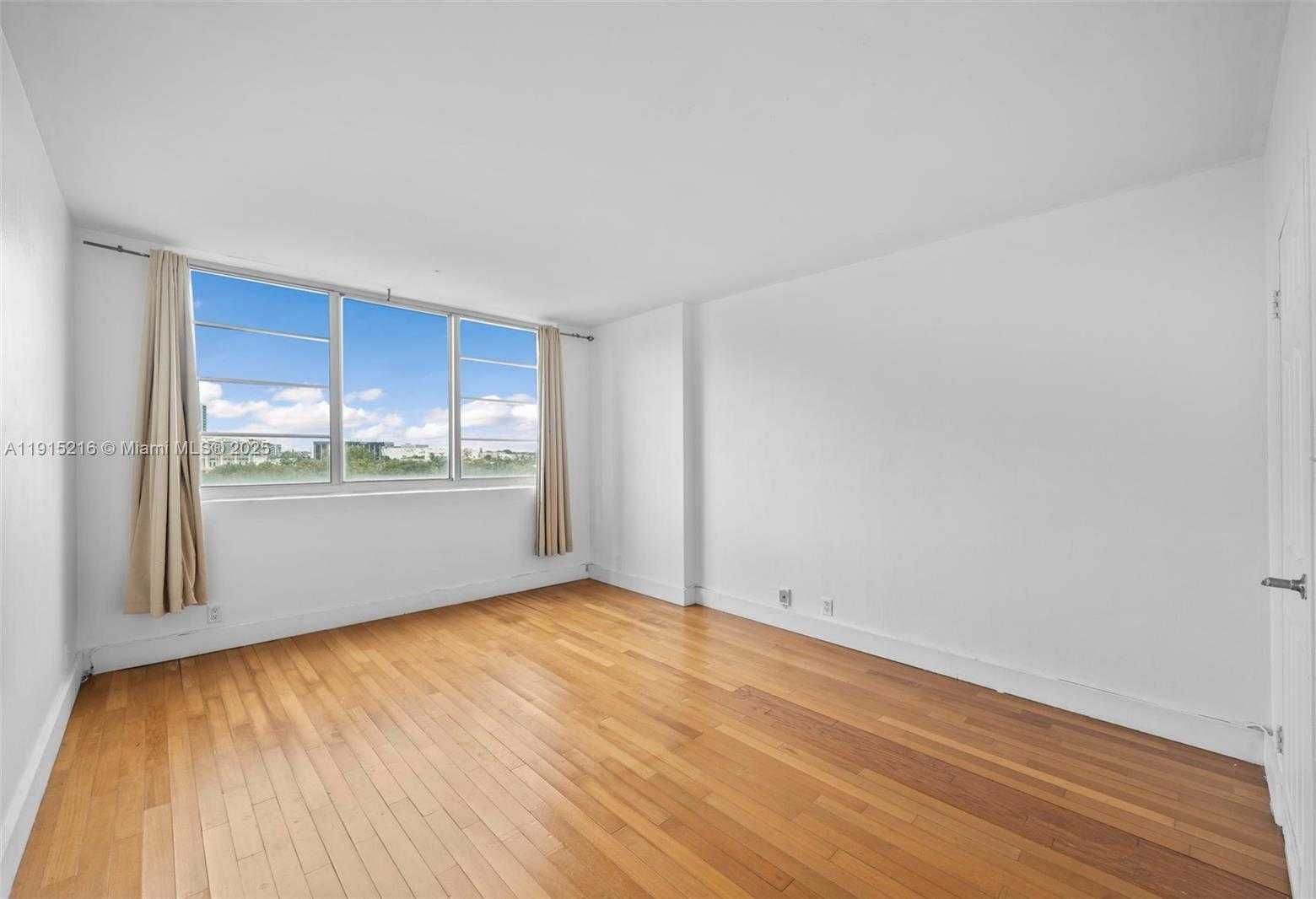 Small Image of 3301 NORTH EAST 5TH AVE #703, Miami Number 5