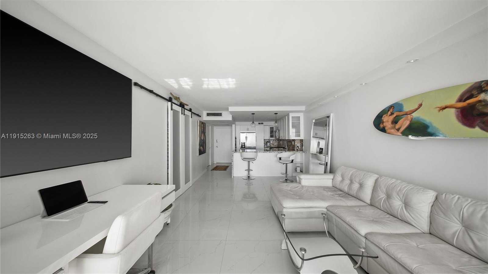 Small Image of 2030 SOUTH OCEAN DR #1716, Hallandale Beach Number 6