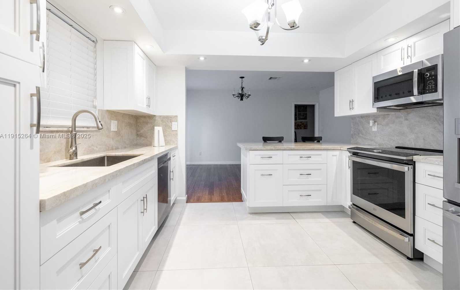 Small Image of 1318 CASTILE AVE, Coral Gables Number 10