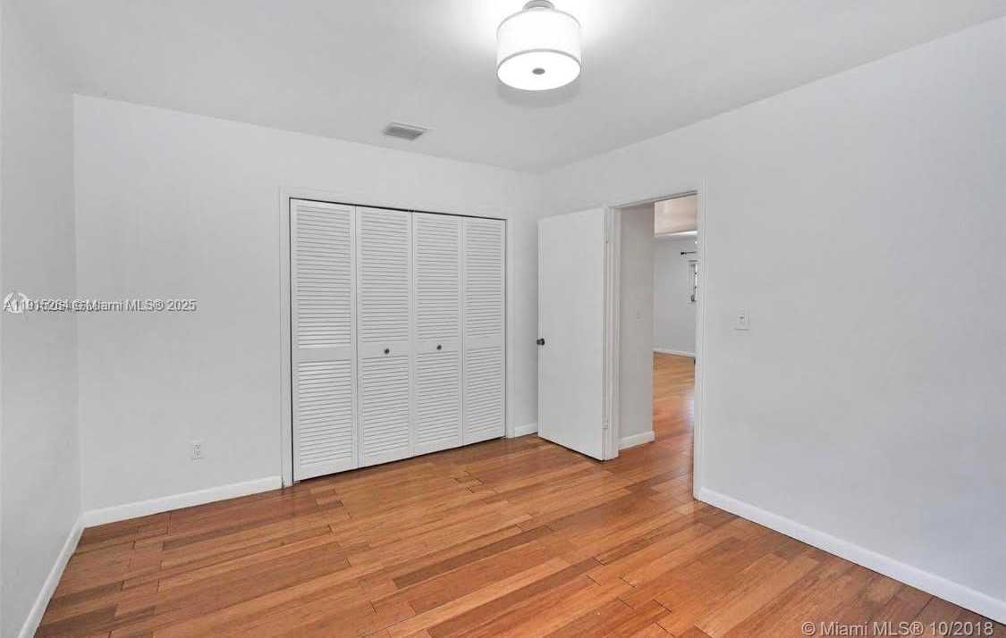 Small Image of 1318 CASTILE AVE, Coral Gables Number 13