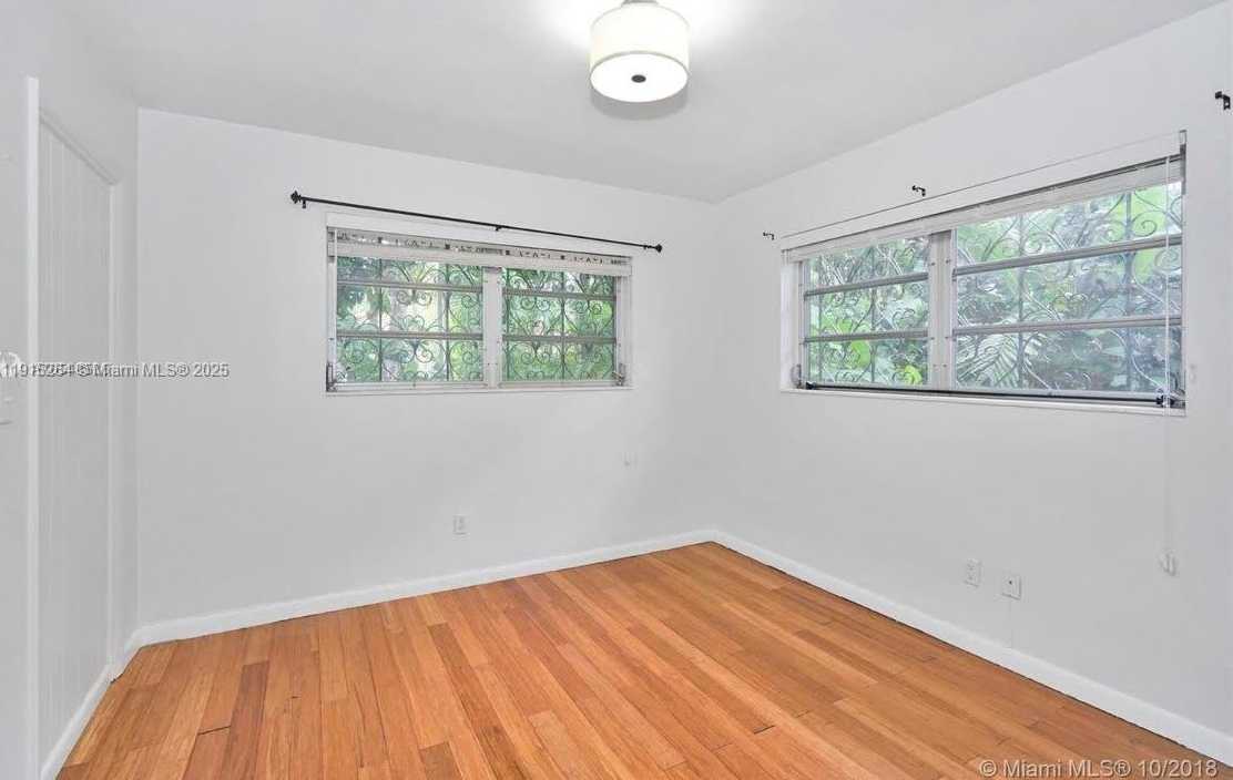 Small Image of 1318 CASTILE AVE, Coral Gables Number 14