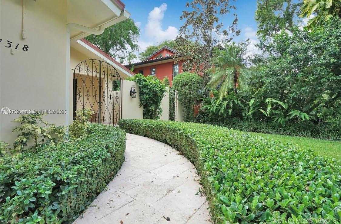 Small Image of 1318 CASTILE AVE, Coral Gables Number 4