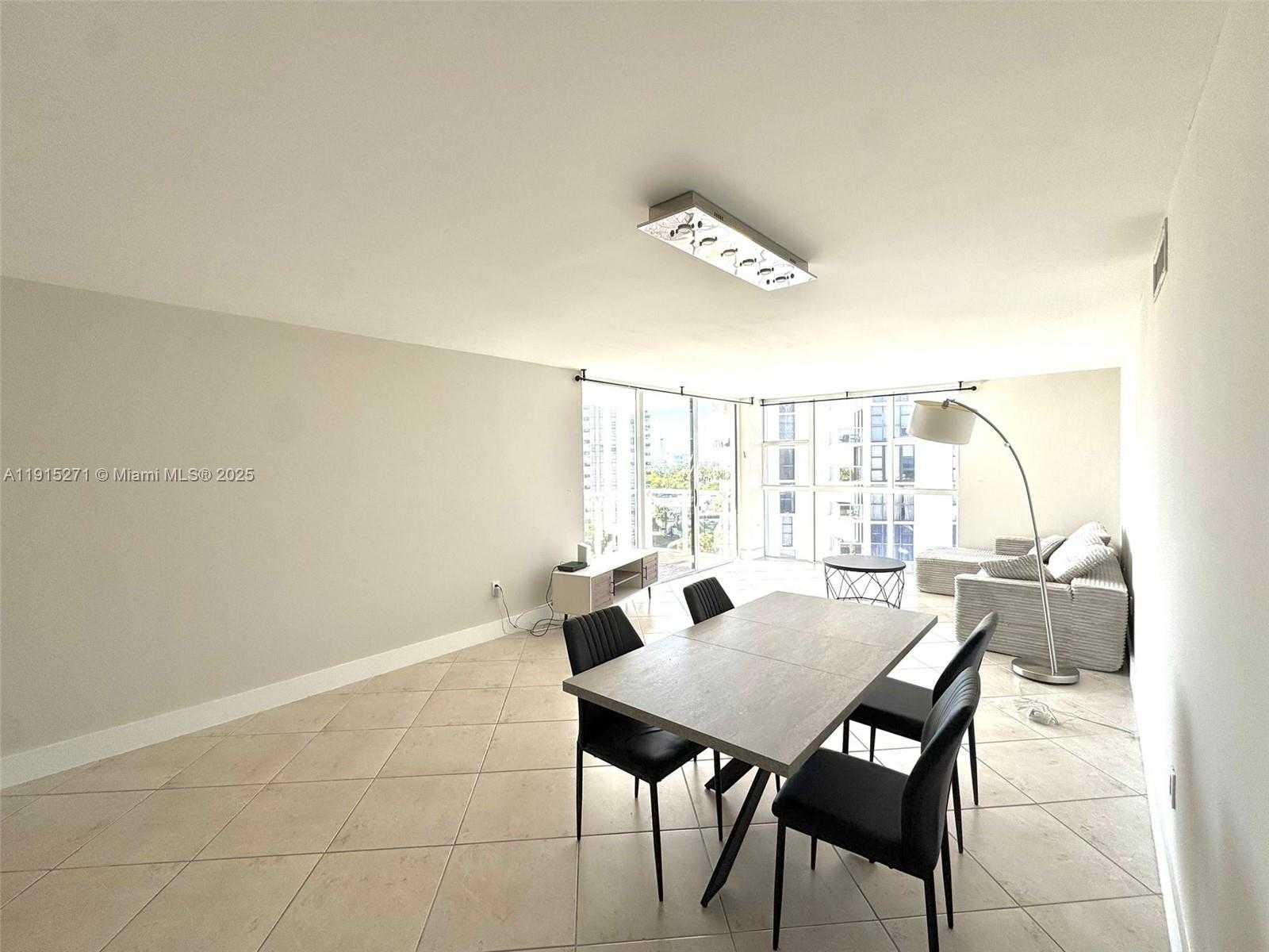 Small Image of 3731 NORTH COUNTRY CLUB DR #928, Aventura Number 12